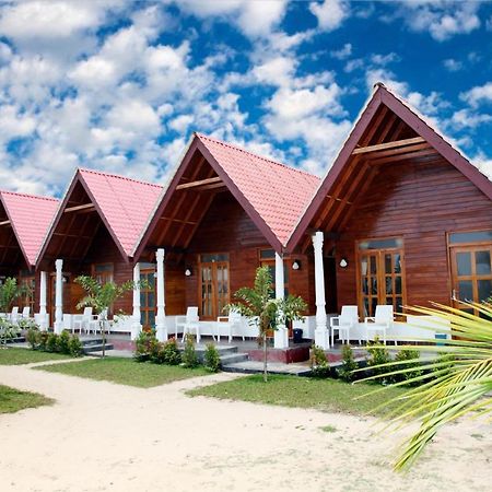 Elegant Green Beach Resort Trincomalee Bagian luar foto