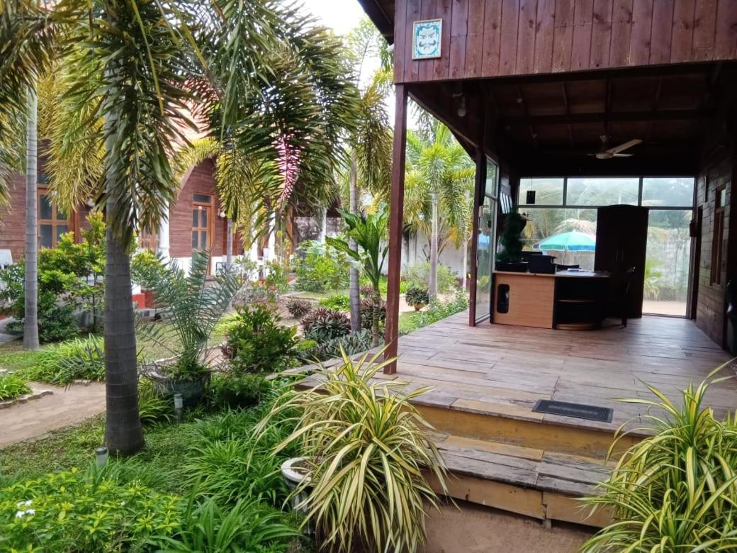 Elegant Green Beach Resort Trincomalee Bagian luar foto