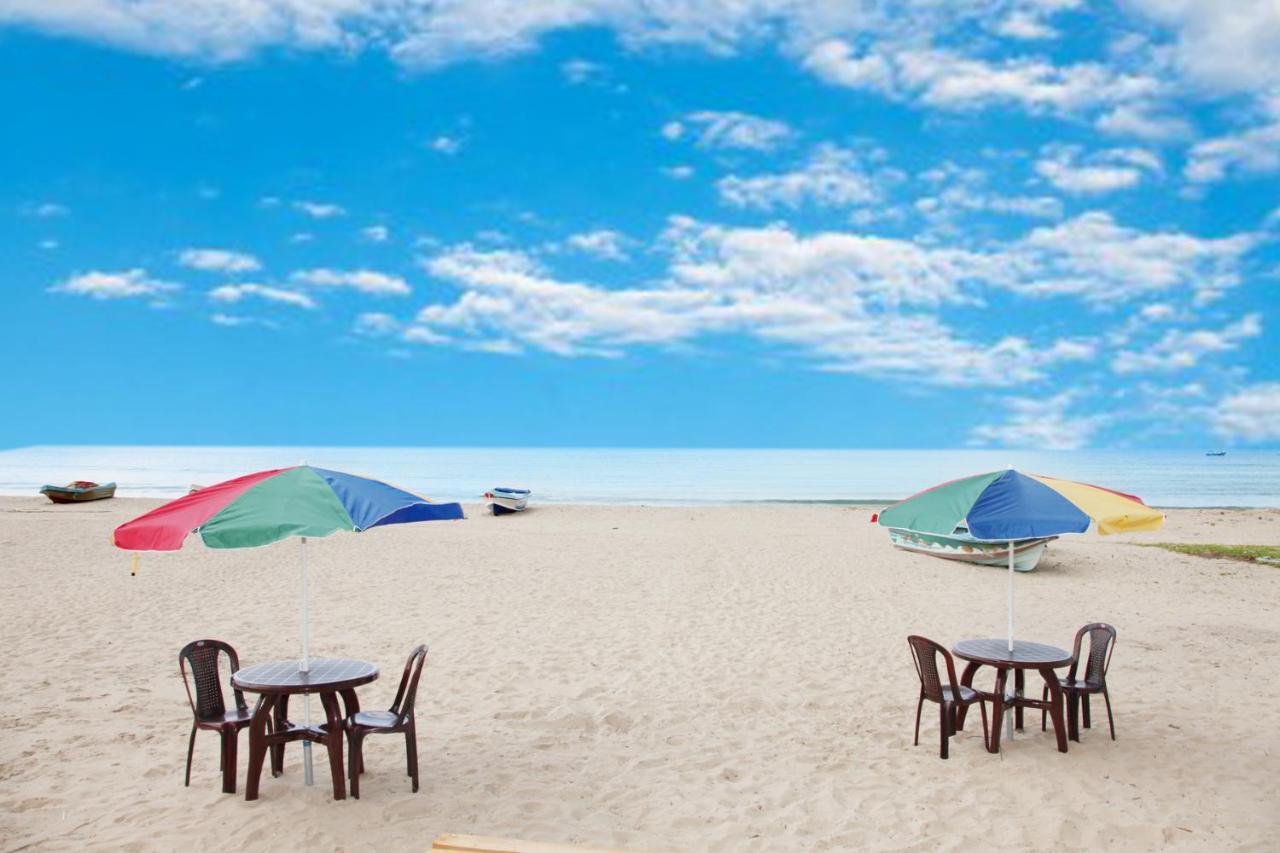 Elegant Green Beach Resort Trincomalee Bagian luar foto