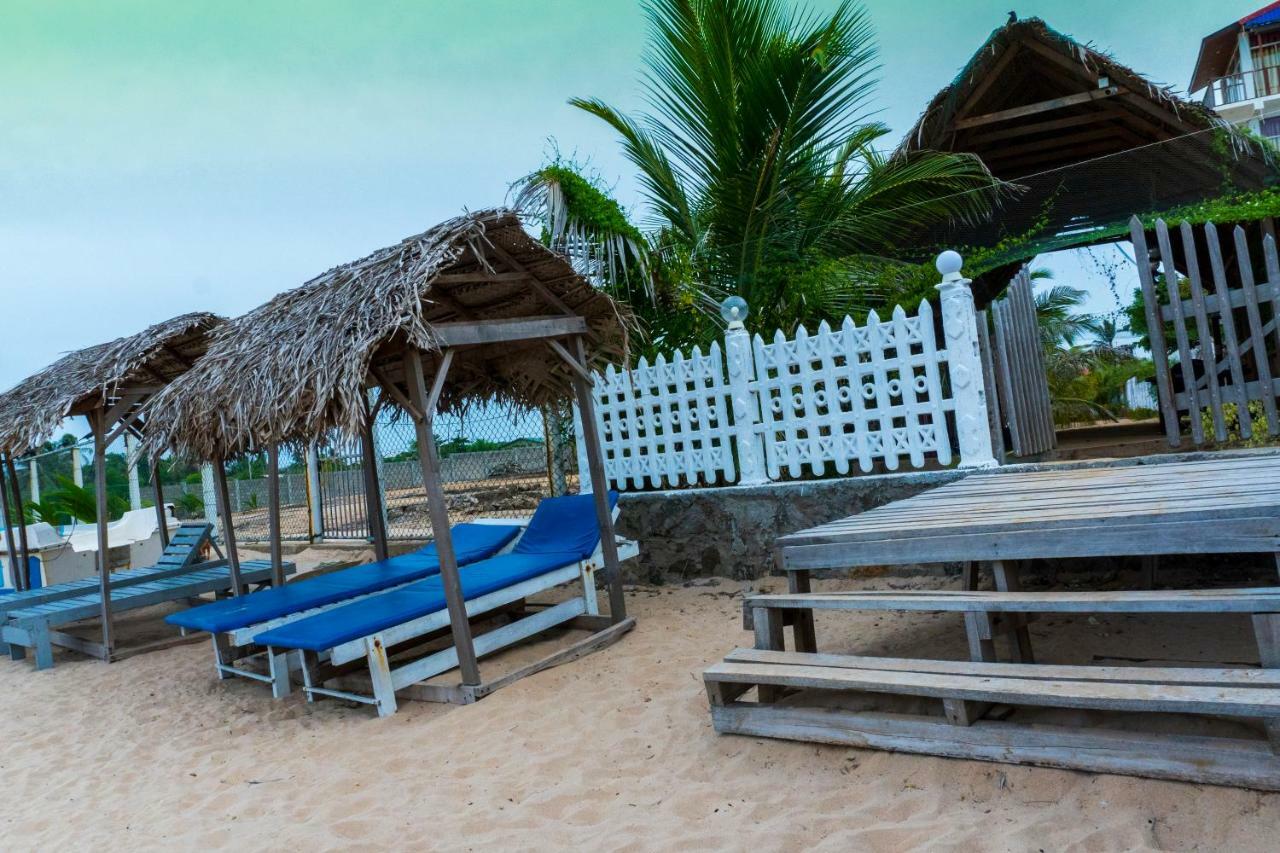 Elegant Green Beach Resort Trincomalee Bagian luar foto