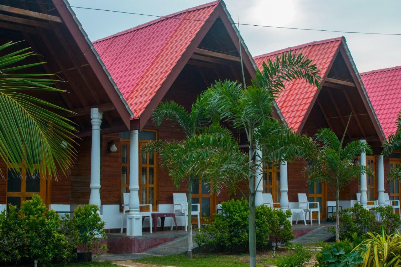 Elegant Green Beach Resort Trincomalee Bagian luar foto